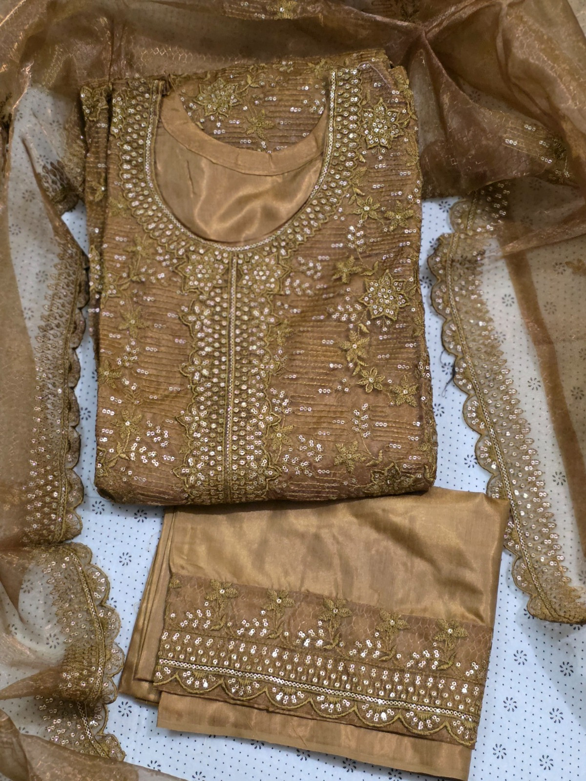 Embroidered sequin organza fabric